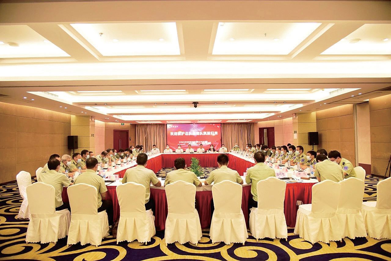 江投集团召开欢迎援豫抢险救援队凯旋座谈会