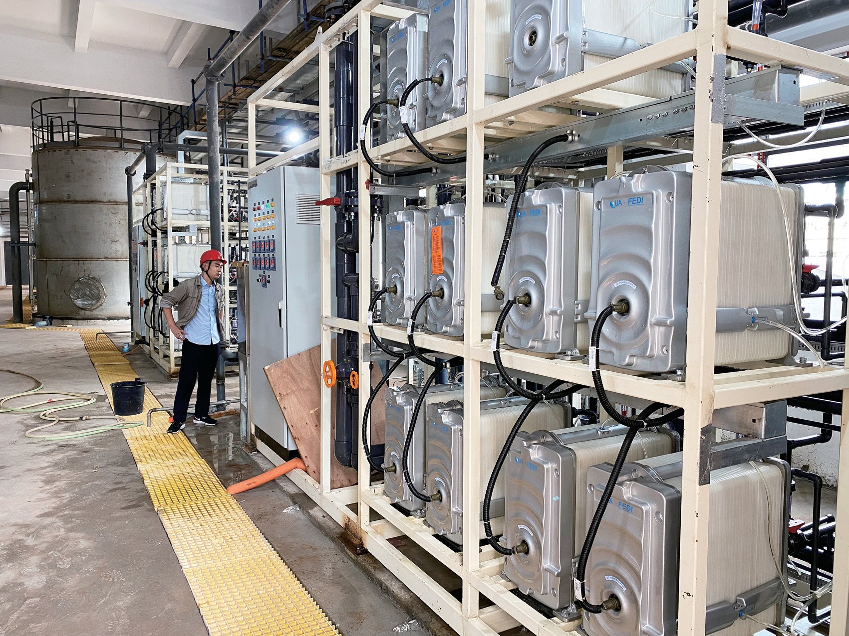 赣浙国华信丰电厂新建工程化学制水一次性成功