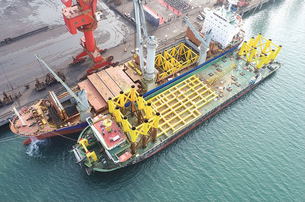 一带一路珠江钢管菲律宾项目从连云港港发运